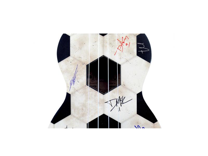 Mahalo Sopran Fußball Ukulele