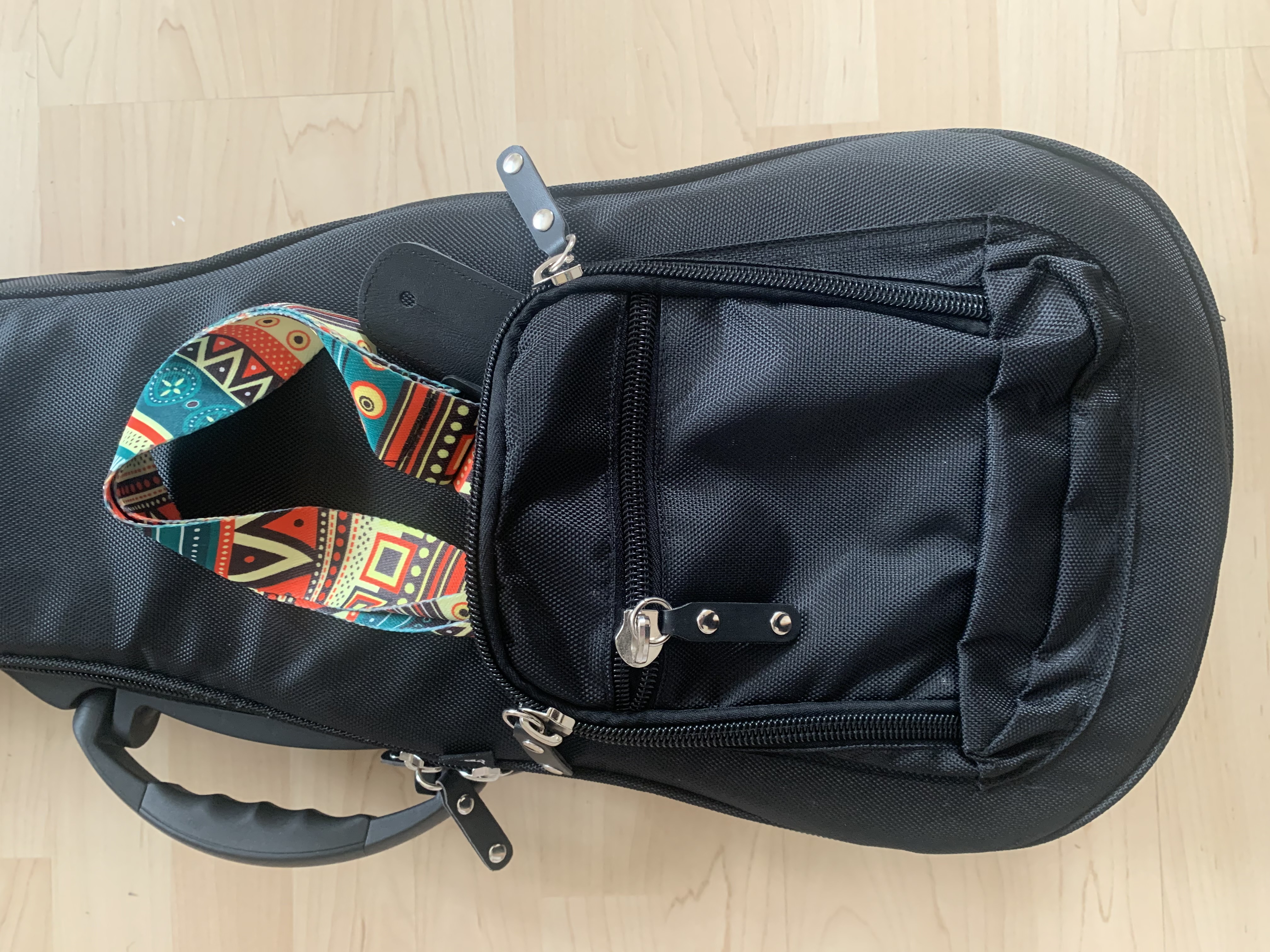 Moana Bariton Ukulele 30"  mit Premium Gigbag