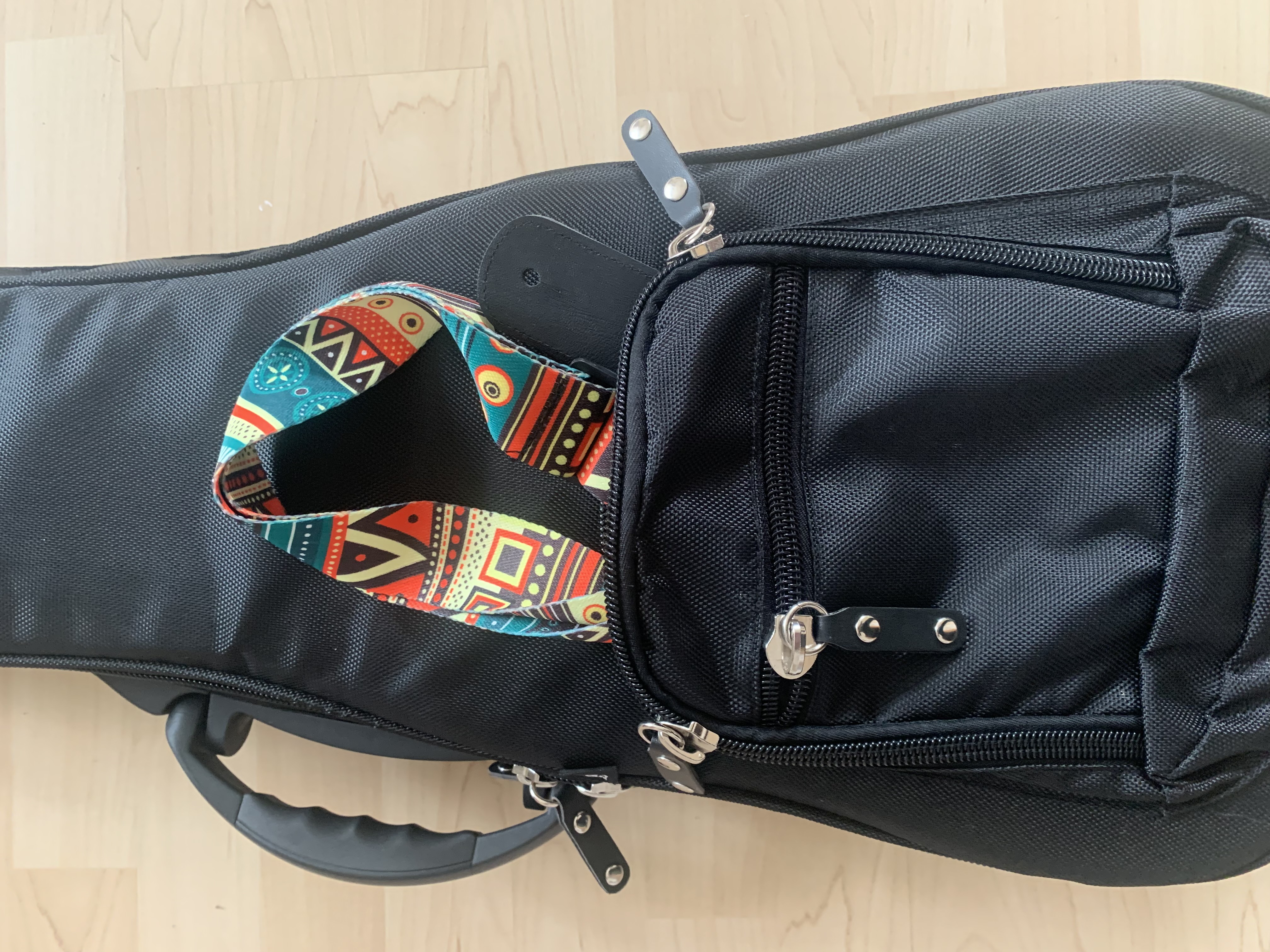 Moana Bariton Ukulele 30"  mit Premium Gigbag