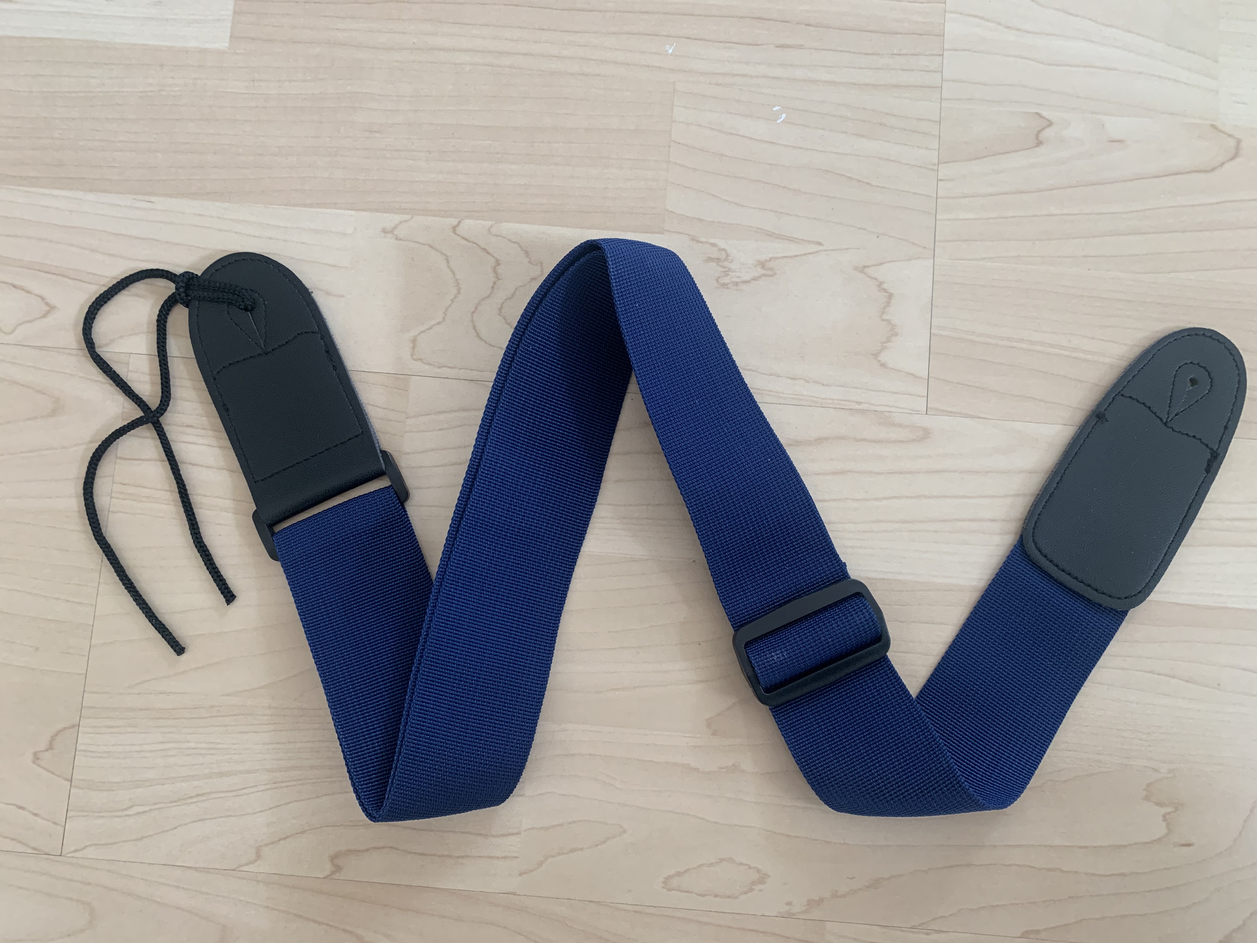 Gurt für Ukulele und Gitarre 5 cm Breit in Blau