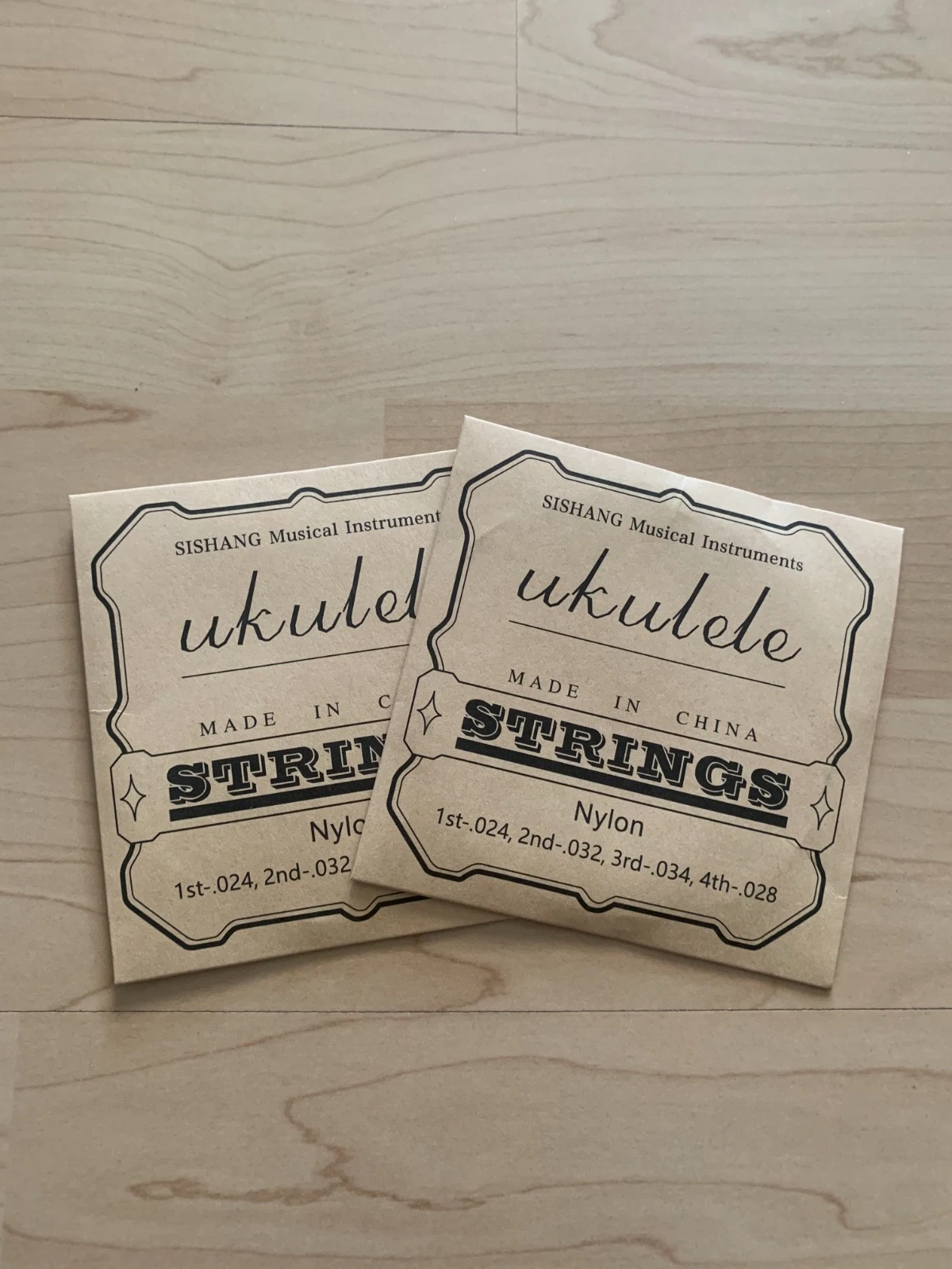 Ukulele  Zubehör Set - 10 Teile ***SONDERANGEBOT***