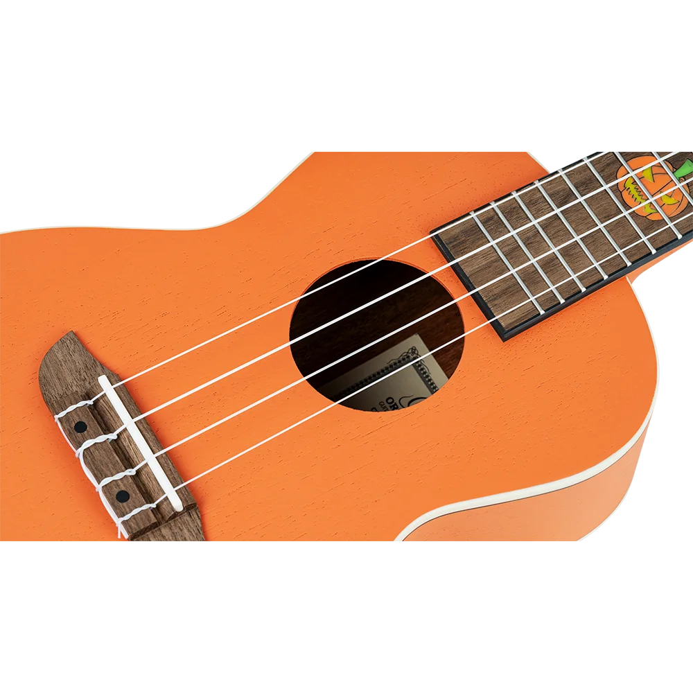 Ortega Konzert Ukulele Halloween mit Gigbag-Gurt-Filzplektren 