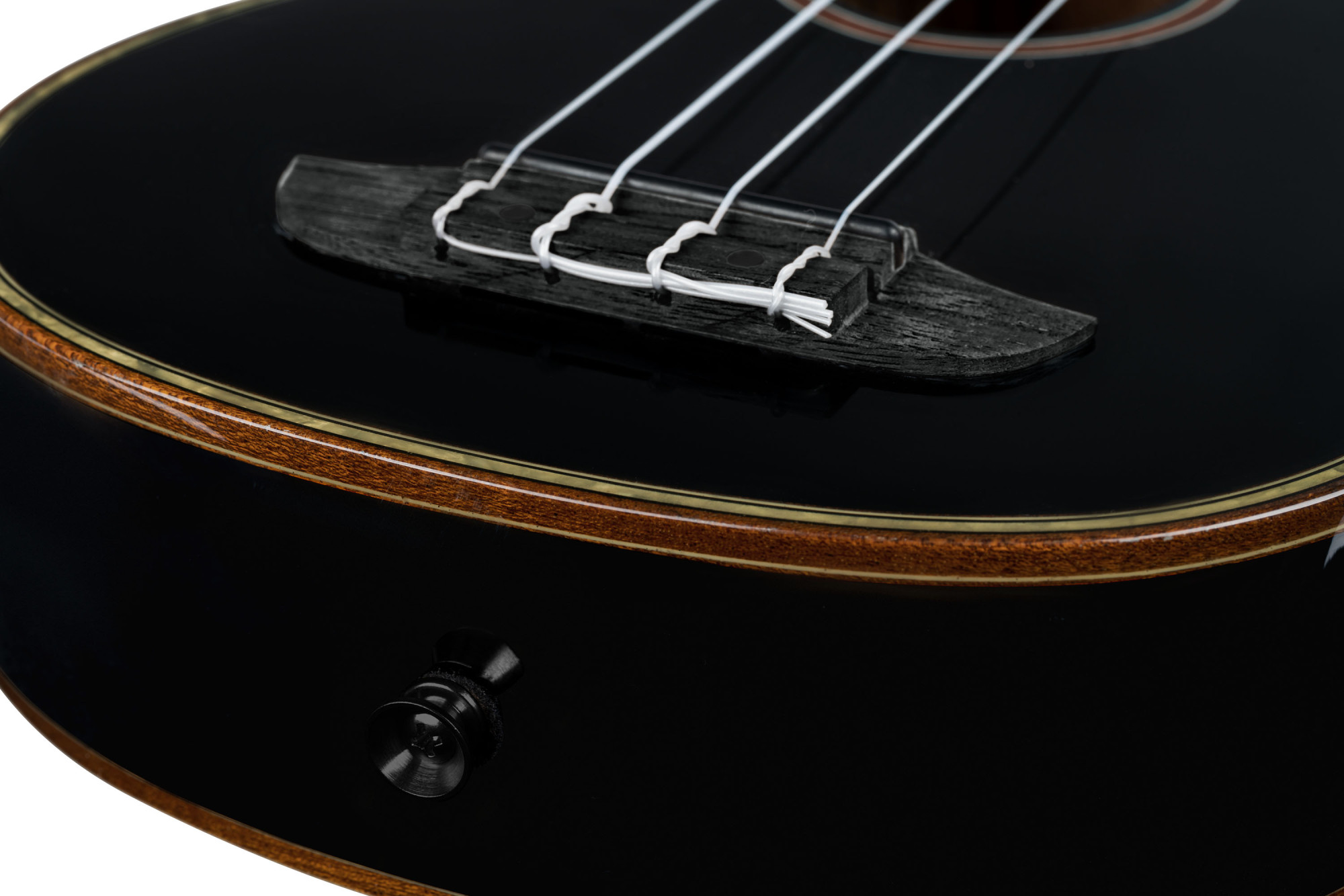 Sopran Ukulele 21" Ortega schwarz mit GigBag-Stimmgerät + Plektren Sopran Ukulele 21" Ortega schwarz mit GigBag-Stimmgerät + Plektren