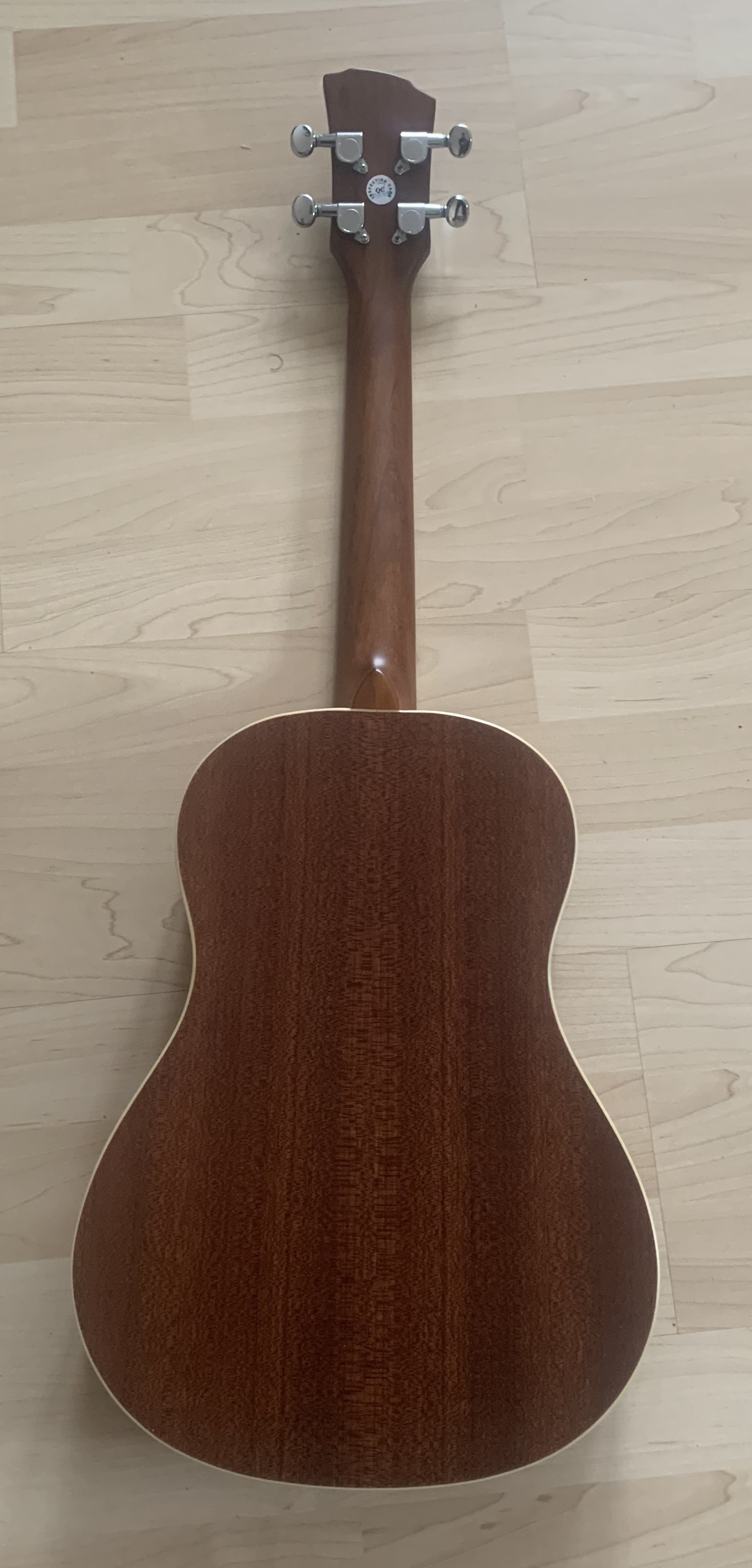 Moana Bariton Ukulele 30"  mit Premium Gigbag